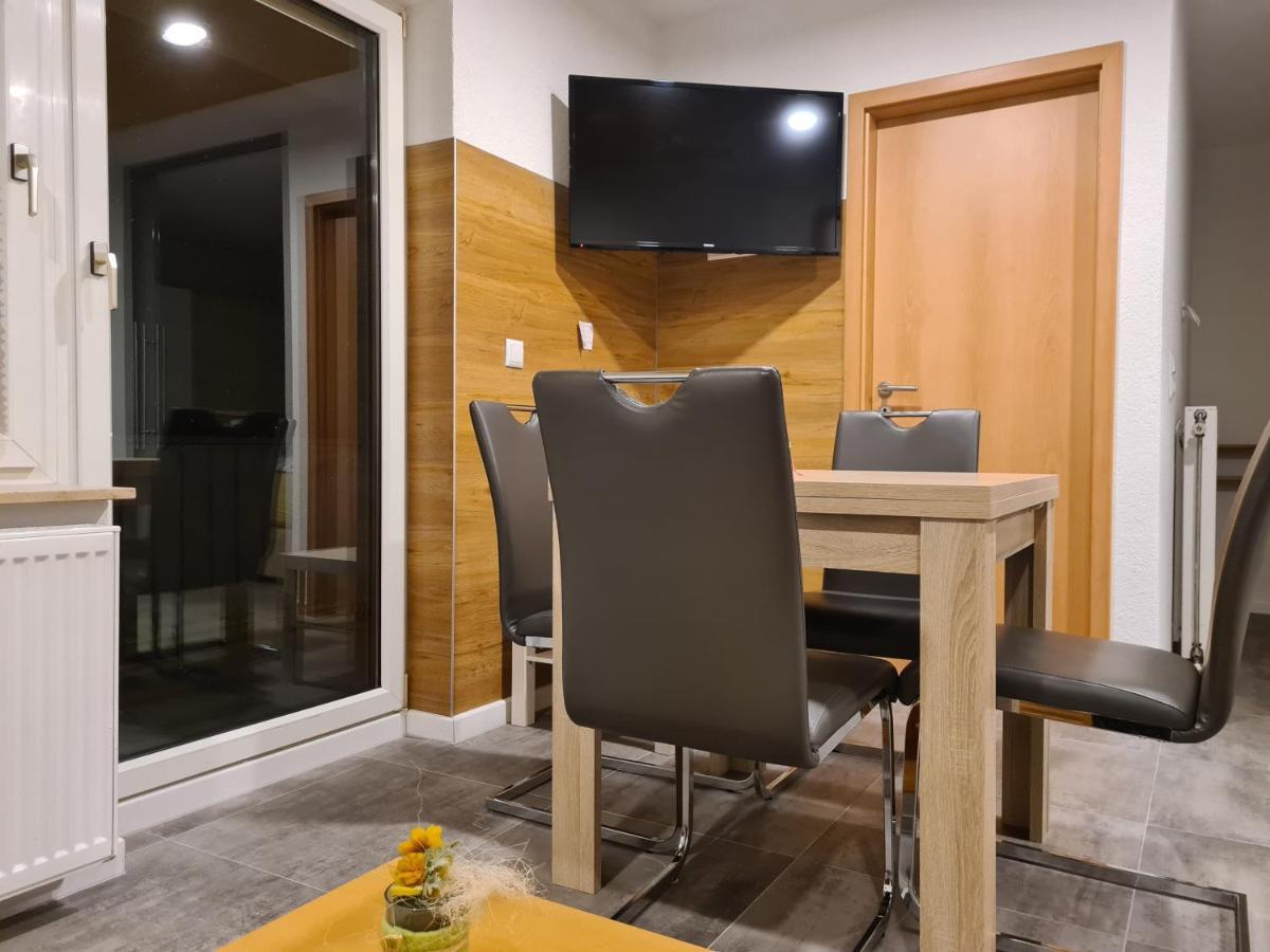 Exklusive Moderne 2 Zi. Wohnung In Ruhiger Lage Schechingen Kültér fotó
